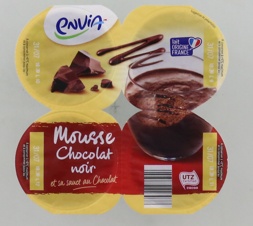 Mousses chocolat coulis assorties